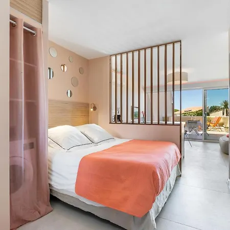 Nest Luxe - Terrasse - Design - à Pied - Parking - Village Naturiste *